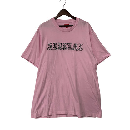 【中古品】【メンズ】 SUPREME シュプリーム 21SS OLD ENGLISH RHINESTONE SS TOP オールド イングリッシュ ラインストーン ショートスリーブ トップ 半袖 149-260827-cs-01-izu サイズ：XL カラー：ピンク 万代Net店
