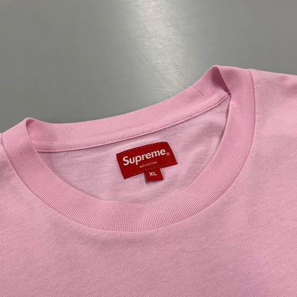 【中古品】【メンズ】 SUPREME シュプリーム 21SS OLD ENGLISH RHINESTONE SS TOP オールド イングリッシュ ラインストーン ショートスリーブ トップ 半袖 149-260827-cs-01-izu サイズ：XL カラー：ピンク 万代Net店