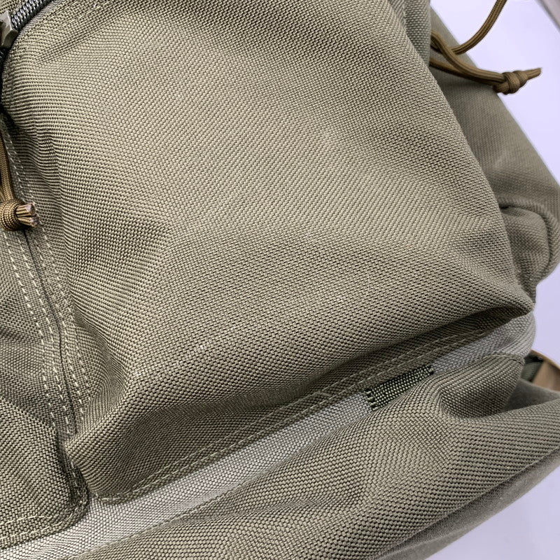 【中古品】【メンズ/レディース】 LIBERAIDERS リベレイダース TRAVELIN' SOLDIER BACKPACK II トラベリン ソルジャー バックパック カバン 鞄 188-260827-cs-06-izu カラー：オリーブ 万代Net店