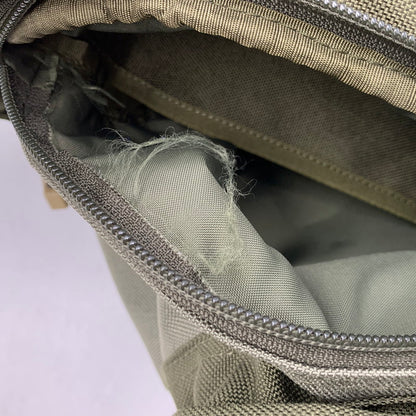 【中古品】【メンズ/レディース】 LIBERAIDERS リベレイダース TRAVELIN' SOLDIER BACKPACK II トラベリン ソルジャー バックパック カバン 鞄 188-260827-cs-06-izu カラー：オリーブ 万代Net店