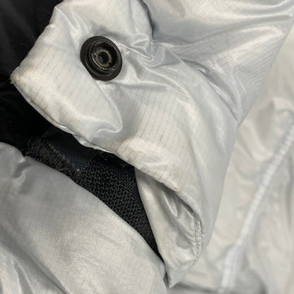【中古品】【メンズ】 STONE ISLAND ストーンアイランド 691570821 18AW PERTEX QUANTUM Y DOWN PARKA パーテックス クアンタム ワイ ダウン パーカ アウター 141-260828-ya-01-izu サイズ：L カラー：シルバー 万代Net店