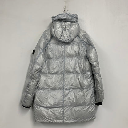 【中古品】【メンズ】 STONE ISLAND ストーンアイランド 691570821 18AW PERTEX QUANTUM Y DOWN PARKA パーテックス クアンタム ワイ ダウン パーカ アウター 141-260828-ya-01-izu サイズ：L カラー：シルバー 万代Net店