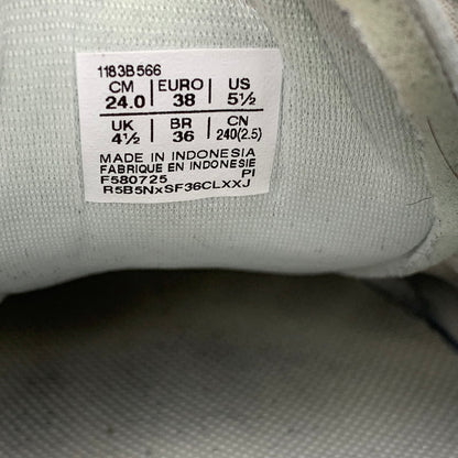 【現状渡し品】【レディース】 ONITSUKA TIGER オニツカタイガー 1183B566 MEXICO 66 メキシコ スニーカー シューズ 靴 166-260910-cs-17-izu サイズ：24cm カラー：SILVER/OFF WHITE 万代Net店