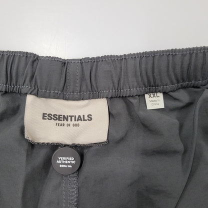 【中古美品】【メンズ】 FEAR OF GOD ESSENTIALS フィアオブゴッド エッセンシャルズ VOLLEY SHORTS ボレーショーツ ショートパンツ 153-260829-as-11-izu サイズ：XXL カラー：ブラック 万代Net店