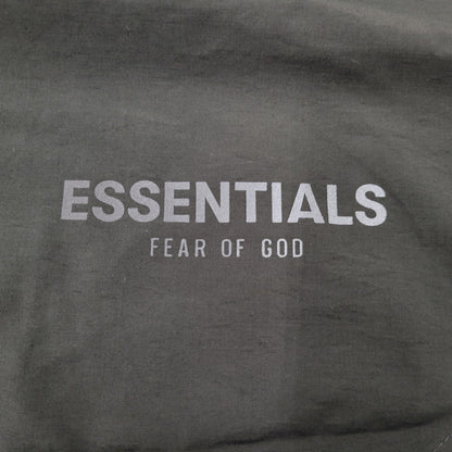 【中古美品】【メンズ】 FEAR OF GOD ESSENTIALS フィアオブゴッド エッセンシャルズ VOLLEY SHORTS ボレーショーツ ショートパンツ 153-260829-as-11-izu サイズ：XXL カラー：ブラック 万代Net店
