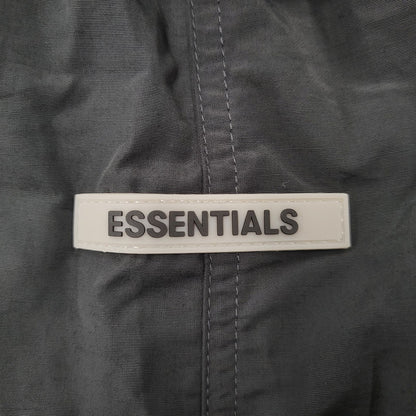 【中古美品】【メンズ】 FEAR OF GOD ESSENTIALS フィアオブゴッド エッセンシャルズ VOLLEY SHORTS ボレーショーツ ショートパンツ 153-260829-as-11-izu サイズ：XXL カラー：ブラック 万代Net店