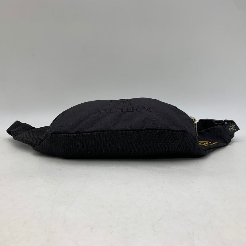 【中古品】【メンズ/レディース】 ARCTERYX×BEAMS アークテリクス ビームス 22847-108047 URBAN FANNY アーバン ファニー カバン 鞄 188-260910-cs-15-izu カラー：ブラック 万代Net店