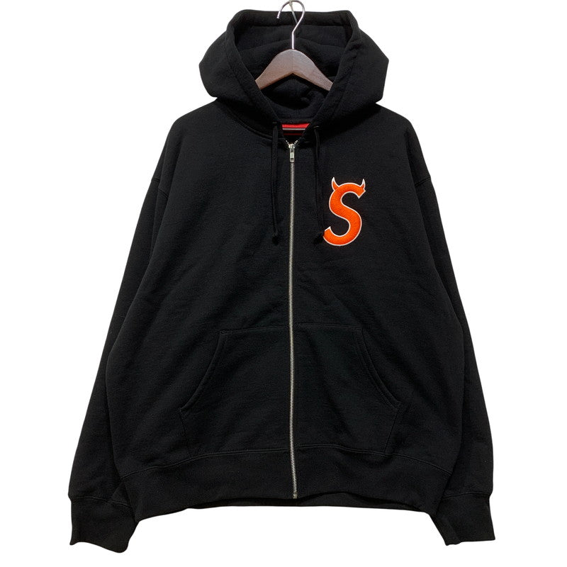 【中古品】【メンズ】 Supreme シュプリーム DEVIL S LOGO ZIP UP HOODED SWEATSHIRT デビル Sロゴ ジップアップ フーデッドスウェットシャツ パーカー 149-260902-as-01-izu サイズ：L カラー：ブラック 万代Net店