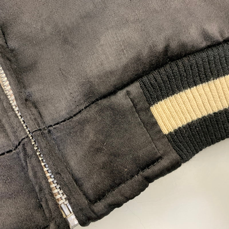 【現状渡し品】【メンズ】 花旅楽団 ハナタビガクダン 鯉×桜 SOUVENIR JACKET スーベニア ジャケット アウター 145-260905-cs-07-izu サイズ：S カラー：ブラック/ブラウン系 万代Net店