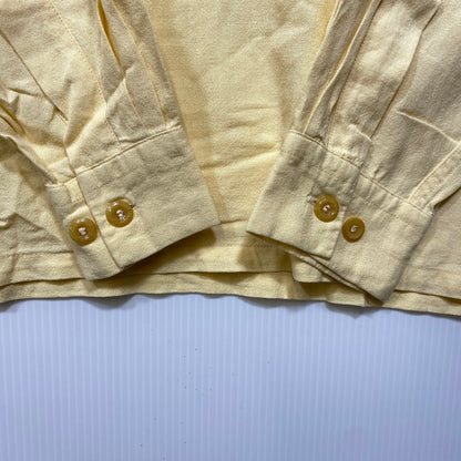 【中古品】【メンズ】 PILGRIM ピルグリム 50’S LOOP BUTTON RAYON GABARDINE PULLOVER SHIRT ループ ボタン レーヨン ギャバジン プルオーバー シャツ トップス 長袖 146-260904-cs-10-izu サイズ：L カラー：イエロー 万代Net店