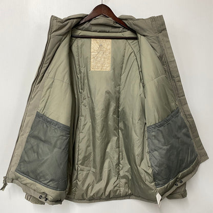【中古品】【メンズ】 US.ARMY ユーエスアーミー B.A.F社 8415-01-555-1275 ECWCS GEN3 LEVEL7 PRIMA LOFT JACKET プリマ ロフト ジャケット 146-260906-kh-09-izu サイズ：MEDIUM-REGULAR カラー：グレー 万代Net店