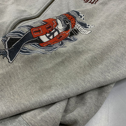 【中古品】【メンズ】 HAIGHT ヘイト × SCRIBE TATTOO スクライブタトゥー ZIP HOODIE ジップ フーディー パーカー トップス 142-260917-kh-02-izu サイズ：L カラー：グレー 万代Net店
