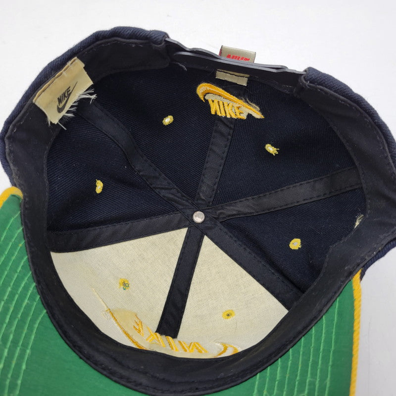 【中古品】【メンズ/レディース】 NIKE ナイキ LOGO CAP ロゴキャップ 帽子 185-260909-as-10-izu サイズ：F カラー：ネイビー×イエロー 万代Net店