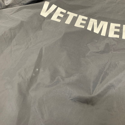 【中古品】【メンズ】 VETEMENTS ヴェトモン 17SS RAIN COAT レイン コート アウター 141-260909-cs-09-izu サイズ：不明 カラー：ブラック 万代Net店