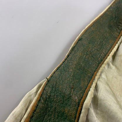 【現状渡し品】【メンズ】 AVIREX アヴィレックス AMERICAN CLASSICS アメリカン クラシックス 切替 AVIREX TRACK USA LEATHER JACKET レザー ジャケット アウター 146-260909-cs-11-izu サイズ：L カラー：グリーン系 万代Net店