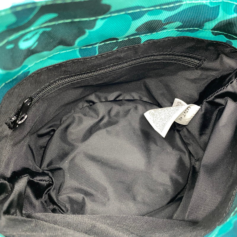 【中古美品】【レディース】 A BATHING APE アベイシングエイプ×SAINT MICHAEL セントマイケル SM-YS8-0000-C35 001SGK231901C CHAIN SNAP BAG チェーン スナップ バッグ カバン 鞄 188-260910-cs-05-izu カラー：グリーン系 万代Net店