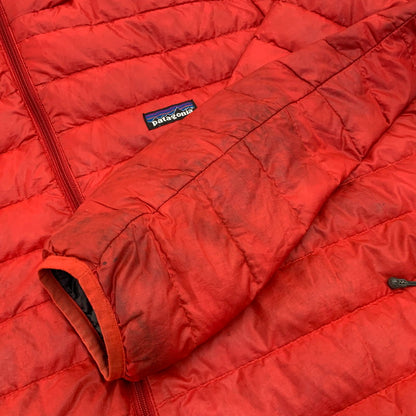 【現状渡し品】【メンズ】 patagonia パタゴニア DOWN SWEATER HOODY 84700FA12 ダウン セーター フーディー ジャケット 144-260921-as-32-izu サイズ：L カラー：レッド 万代Net店