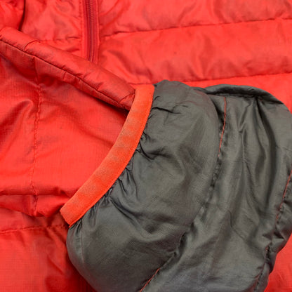 【現状渡し品】【メンズ】 patagonia パタゴニア DOWN SWEATER HOODY 84700FA12 ダウン セーター フーディー ジャケット 144-260921-as-32-izu サイズ：L カラー：レッド 万代Net店