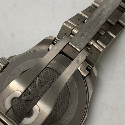 【中古品】【メンズ/レディース】 TAG HEUER タグホイヤー AQUARACER PROFESSIONAL 200 SOLARGRAPH WBP1180.BF0000 アクアレーサー プロフェッショナル 200 ソーラーグラフ 腕時計 195-260919-as-24-izu カラー：シルバー×ブラック 万代Net店
