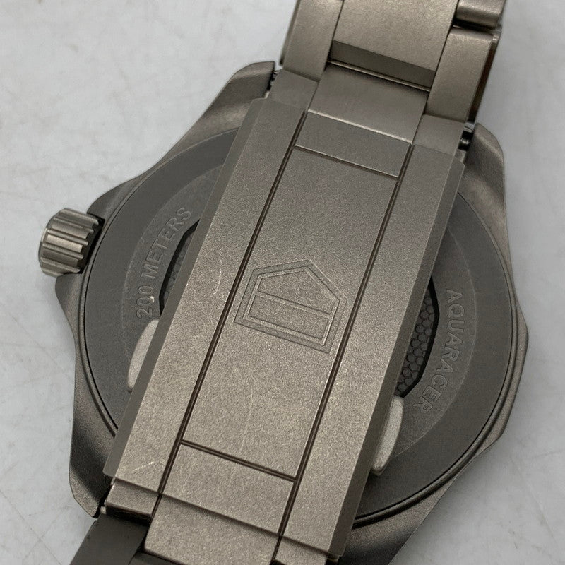 【中古品】【メンズ/レディース】 TAG HEUER タグホイヤー AQUARACER PROFESSIONAL 200 SOLARGRAPH WBP1180.BF0000 アクアレーサー プロフェッショナル 200 ソーラーグラフ 腕時計 195-260919-as-24-izu カラー：シルバー×ブラック 万代Net店