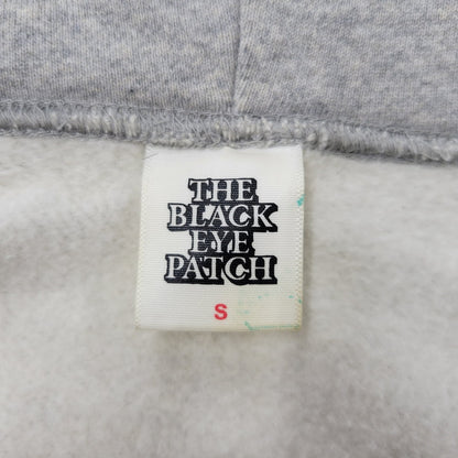 【中古品】【メンズ】 BLACKEYEPATCH ブラックアイパッチ B EMBLEM ZIP HOODIE Bエンブレム ジップフーディー パーカー 142-260912-as-17-izu サイズ：S カラー：グレー 万代Net店