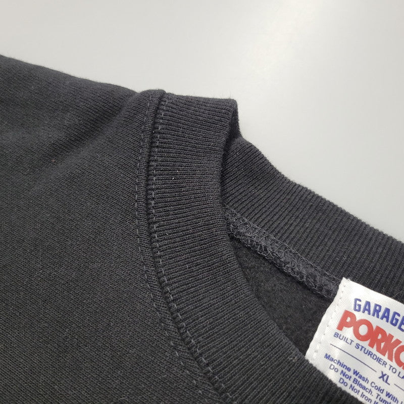 【中古品】【メンズ】 PORKCHOP GARAGE SUPPLY ポークチョップガレージサプライ CALIF SWEAT スウェット トレーナー 145-260912-as-02-izu サイズ：XL カラー：ブラック 万代Net店