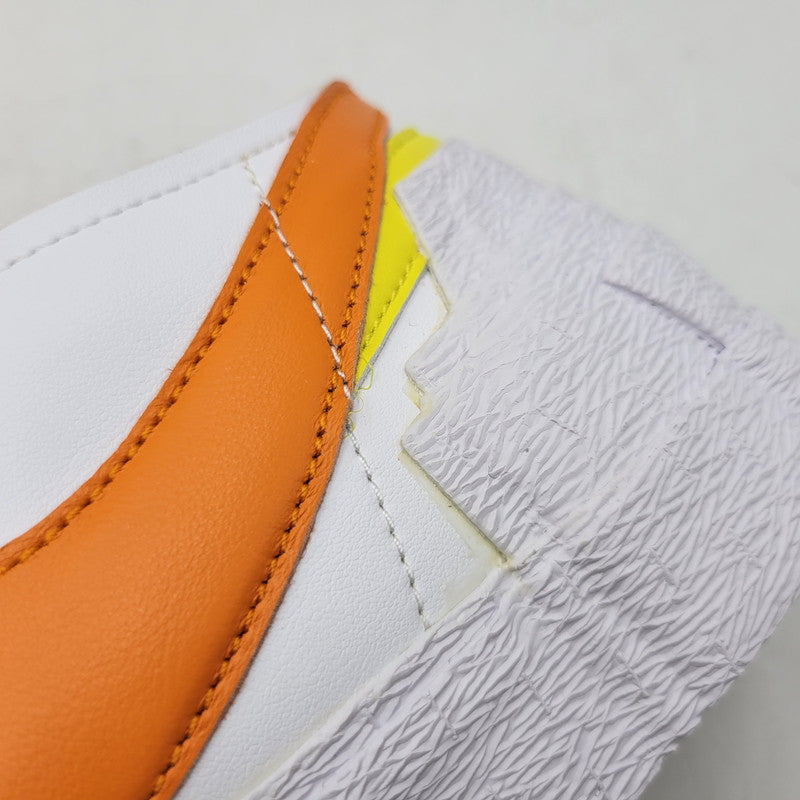【中古美品】【メンズ】 NIKE ナイキ × SACAI サカイ BLAZER LOW DD1877-100 ブレーザー ロー スニーカー 靴 160-260920-as-03-izu サイズ：28.5cm カラー：WHITE/MAGMA ORANGE-WHITE 万代Net店