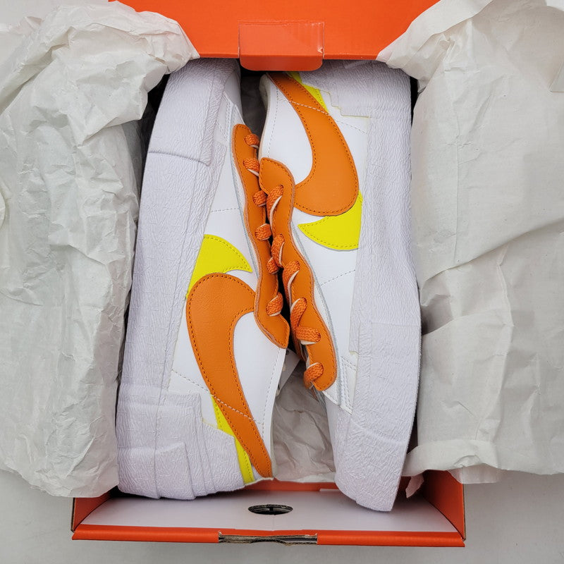 【中古美品】【メンズ】 NIKE ナイキ × SACAI サカイ BLAZER LOW DD1877-100 ブレーザー ロー スニーカー 靴 160-260920-as-03-izu サイズ：28.5cm カラー：WHITE/MAGMA ORANGE-WHITE 万代Net店