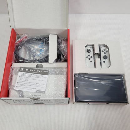 【中古美品】 【未使用】【ゲーム】Nintendo Switch (有機ELモデル) Joy-Con(L)/(R) ホワイト HEG-S-KAAAA(JPN) 任天堂 ニンテンドースイッチ 本体 034-260914-as-11-izu 万代Net店