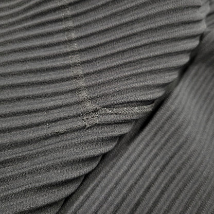 【中古品】【メンズ】 HOMME PLISSE ISSEY MIYAKE オム プリッセ イッセイミヤケ PLEATS CARDIGAN HP31JL105 プリーツカーディガン 140-260912-as-15-izu サイズ：4 カラー：ブラック 万代Net店