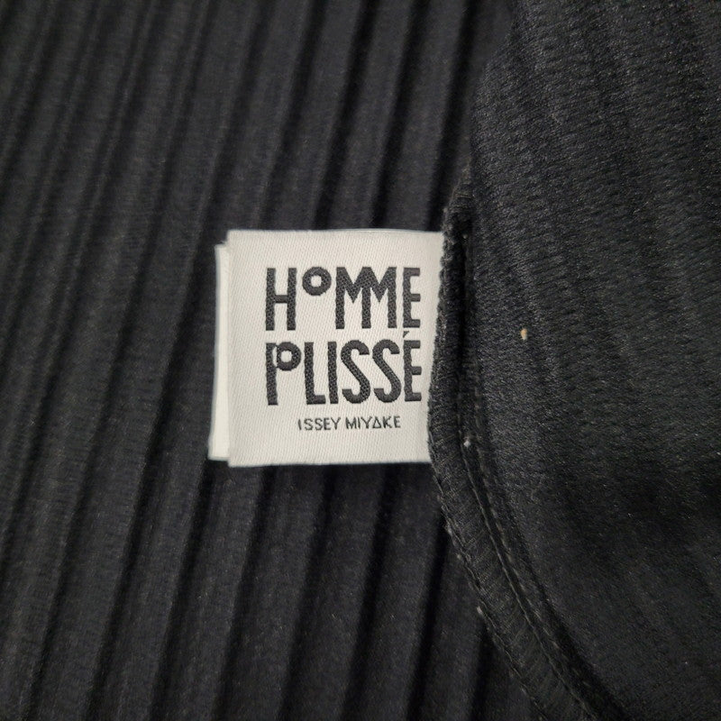 【中古品】【メンズ】 HOMME PLISSE ISSEY MIYAKE オム プリッセ イッセイミヤケ PLEATS CARDIGAN HP31JL105 プリーツカーディガン 140-260912-as-15-izu サイズ：4 カラー：ブラック 万代Net店