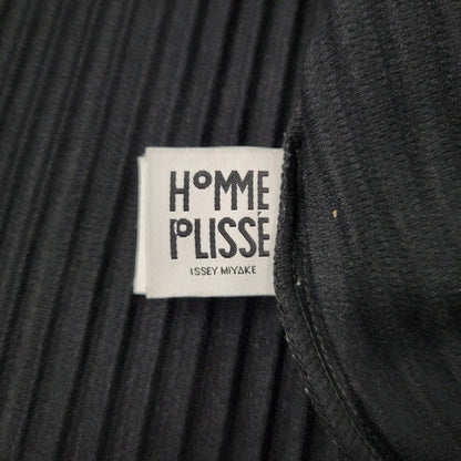 【中古品】【メンズ】 HOMME PLISSE ISSEY MIYAKE オム プリッセ イッセイミヤケ PLEATS CARDIGAN HP31JL105 プリーツカーディガン 140-260912-as-15-izu サイズ：4 カラー：ブラック 万代Net店