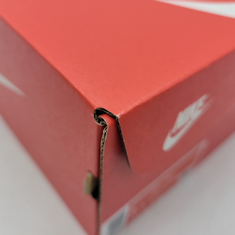 【中古美品】【メンズ】 NIKE ナイキ CD6404-107 P-6000 スニーカー シューズ靴 160-260913-ya-05-izu サイズ：27cm カラー：WHITE/BLACK-METALLIC SILVER 万代Net店