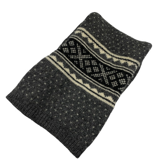 【中古品】【メンズ/レディース】 JUNYA WATANABE MAN COMME DES GARCONS ジュンヤ ワタナベ コム デ ギャルソン WH-K404 NORDIC WOOL MUFFLER ノルディック ウール マフラー 187-260916-yn-05-izu カラー：グレー 万代Net店