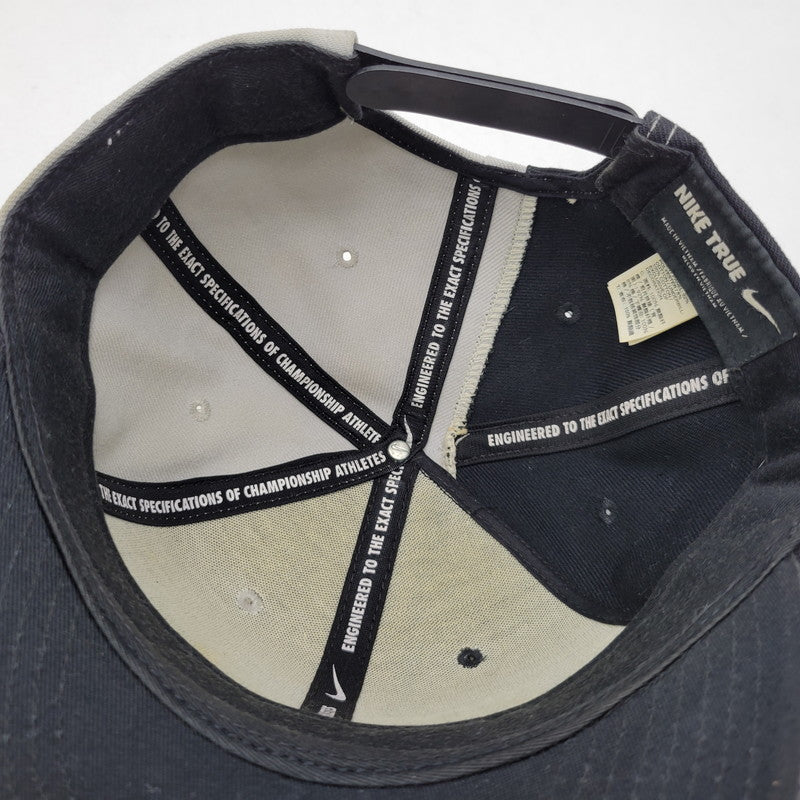 【中古品】【メンズ/レディース】 NIKE TRUE ナイキ トゥルー AIR MAX 95 OG SNAPBACK CAP エアマックス95 OG スナップバック キャップ 帽子 185-260920-as-15-izu サイズ：ONE SIZE カラー：ブラック×グレー 万代Net店