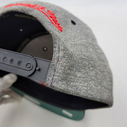 【中古品】【メンズ/レディース】 MITCHELL&NESS ミッチェル&ネス CHICAGO BULLS SNAPBACK CAP シカゴ ブルズ スナップバック キャップ 帽子 185-260920-as-16-izu サイズ：F カラー：グレー×ブラック 万代Net店