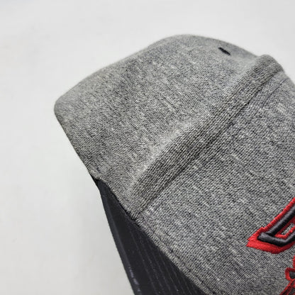 【中古品】【メンズ/レディース】 MITCHELL&NESS ミッチェル&ネス CHICAGO BULLS SNAPBACK CAP シカゴ ブルズ スナップバック キャップ 帽子 185-260920-as-16-izu サイズ：F カラー：グレー×ブラック 万代Net店