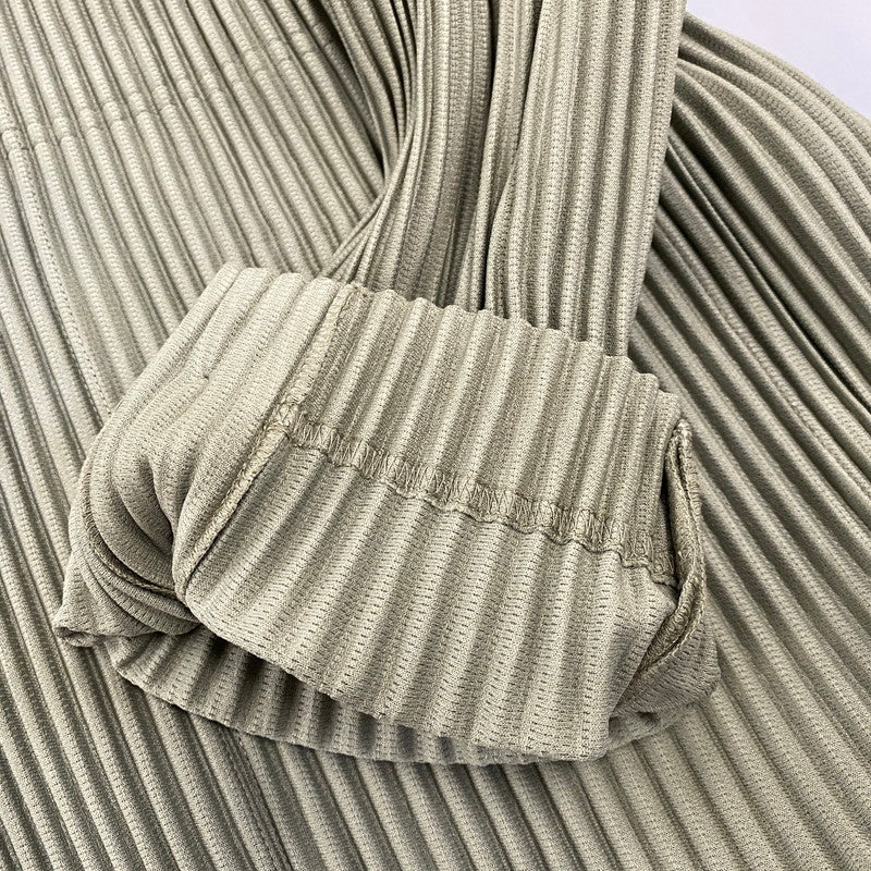 【中古品】【メンズ】 HOMME PLISSE ISSEY MIYAKE オム プリッセ イッセイミヤケ HP53JD155 TAILORED PLEATS 2 テーラード プリーツ ジャケット アウター 140-260917-kh-14-izu サイズ：4 カラー：オリーブ 万代Net店