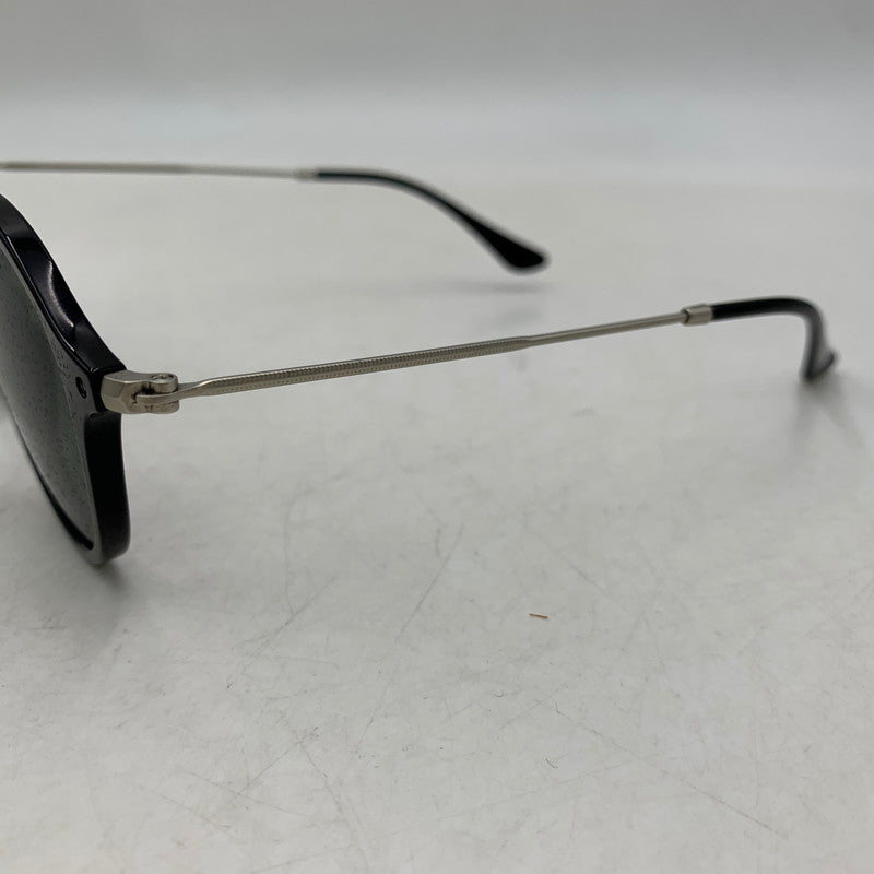【中古品】【メンズ/レディース】 RAY-BAN レイバン RB2447 ROUND FLECK SUNGLASSES ラウンド フレック サングラス 203-260930-cs-18-izu サイズ：49口21-145 カラー：ブラック×グリーン系 万代Net店