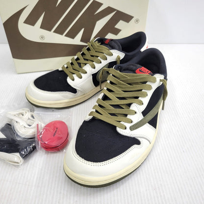 【中古品】【メンズ】 NIKE ナイキ × TRAVIS SCOTT トラヴィス スコット WMNS AIR JORDAN 1 LOW OG SP DZ4137-106 ウィメンズ エアジョーダン 1 ロー OG SP スニーカー 靴 160-260921-as-02-izu サイズ：28cm カラー：SAIL/UNIVERSITY RED-BLACK 万代Net店