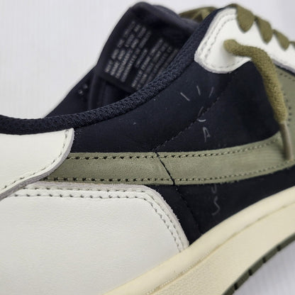 【中古品】【メンズ】 NIKE ナイキ × TRAVIS SCOTT トラヴィス スコット WMNS AIR JORDAN 1 LOW OG SP DZ4137-106 ウィメンズ エアジョーダン 1 ロー OG SP スニーカー 靴 160-260921-as-02-izu サイズ：28cm カラー：SAIL/UNIVERSITY RED-BLACK 万代Net店