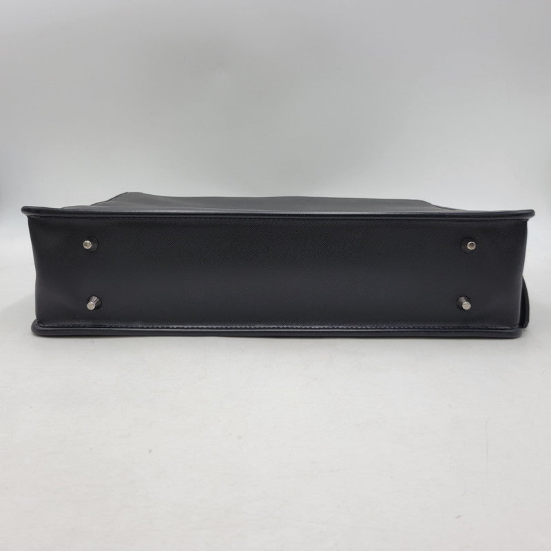 【中古品】【メンズ】 TAKEO KIKUCHI タケオキクチ BRIEF CASE ブリーフケース 鞄 カバン 188-260928-ay-08-izu カラー：ブラック 万代Net店