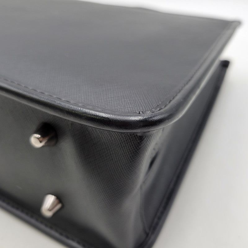【中古品】【メンズ】 TAKEO KIKUCHI タケオキクチ BRIEF CASE ブリーフケース 鞄 カバン 188-260928-ay-08-izu カラー：ブラック 万代Net店