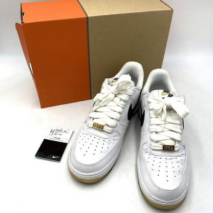 【中古品】【メンズ】 NIKE ナイキ DX2305-100 AIR FORCE 1 LOW BRONX ORIGINS エア フォース 1 ロー ブロンクス オリジンズ スニーカー 靴 160-260921-kh-01-izu サイズ：27.5 カラー：WHITE/BLACK-METALLIC GOLD-COCONUT MILK 万代Net店