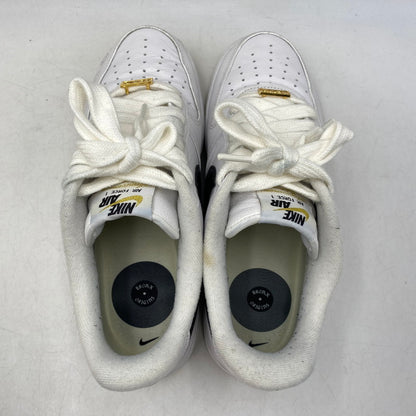 【中古品】【メンズ】 NIKE ナイキ DX2305-100 AIR FORCE 1 LOW BRONX ORIGINS エア フォース 1 ロー ブロンクス オリジンズ スニーカー 靴 160-260921-kh-01-izu サイズ：27.5 カラー：WHITE/BLACK-METALLIC GOLD-COCONUT MILK 万代Net店