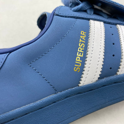 【中古品】【メンズ】 ADIDAS アディダス × KING GNU キング ヌー 常田大希 × ATMOS アトモス H06346 SUPERSTAR スーパースター スニーカー 靴 161-261006-sm-18-izu サイズ：27ｃｍ カラー：ブルー 万代Net店