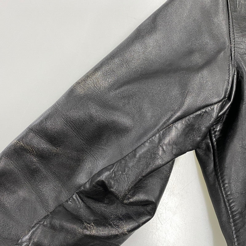 【現状渡し品】【メンズ】 SCHOTT ショット STAND-COLLAR SINGLE RIDER JACKET スタンドカラー シングル ライダース ジャケット アウター 145-260922-kh-04-izu サイズ：38 カラー：ブラック 万代Net店