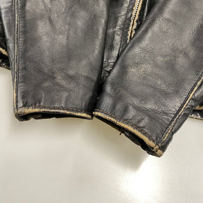【現状渡し品】【メンズ】 SCHOTT ショット STAND-COLLAR SINGLE RIDER JACKET スタンドカラー シングル ライダース ジャケット アウター 145-260922-kh-04-izu サイズ：38 カラー：ブラック 万代Net店