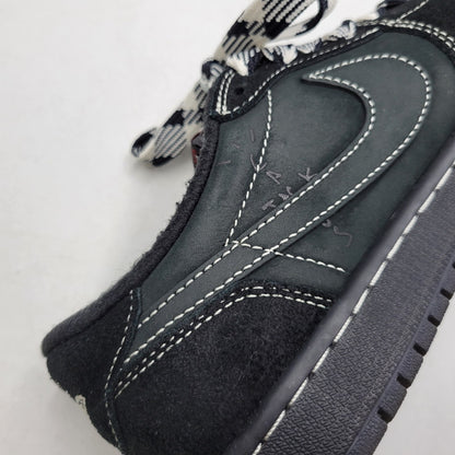【中古品】【メンズ/レディース】 NIKE ナイキ × TRAVIS SCOTT トラヴィス スコット AIR JORDAN 1 LOW OG SP DM7866-001 エア ジョーダン 1 ロー OG SP スニーカー 靴 160-260924-as-01-izu サイズ：25.5cm カラー：BLACK/PHANTOM BLACK 万代Net店