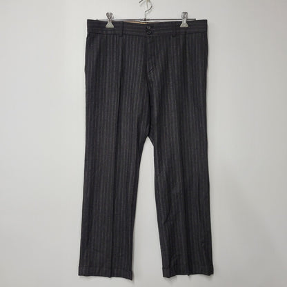 【中古品】【メンズ】 HUGO BOSS ヒューゴボス STRIPE TAILORED SET-UP ストライプ テーラード セットアップ スーツ 141-261007-sm-16-izu サイズ：下記参照 カラー：チャコール 万代Net店